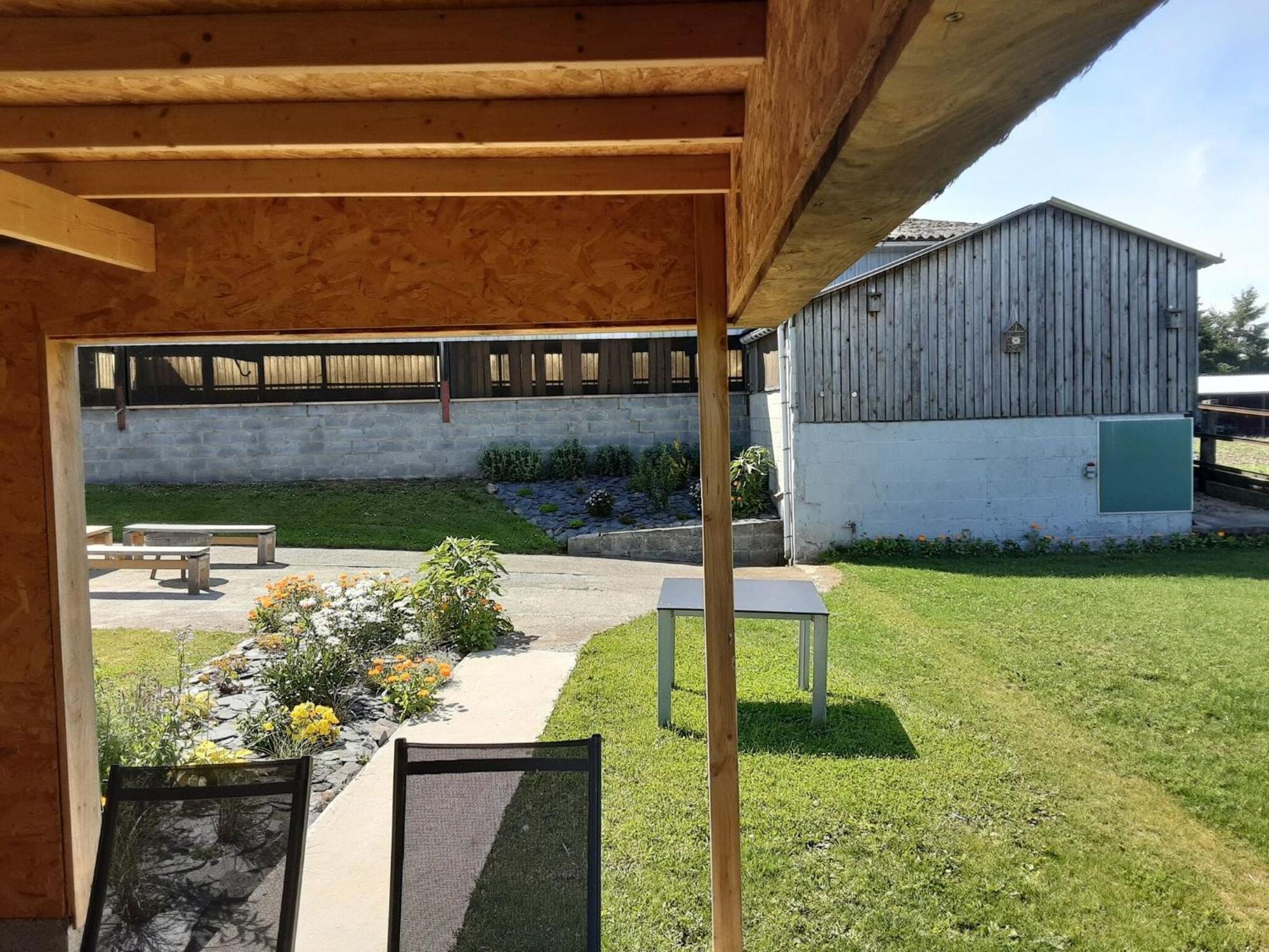 Pretty Farmhouse In Houffalize With Courtyard Bagian luar foto