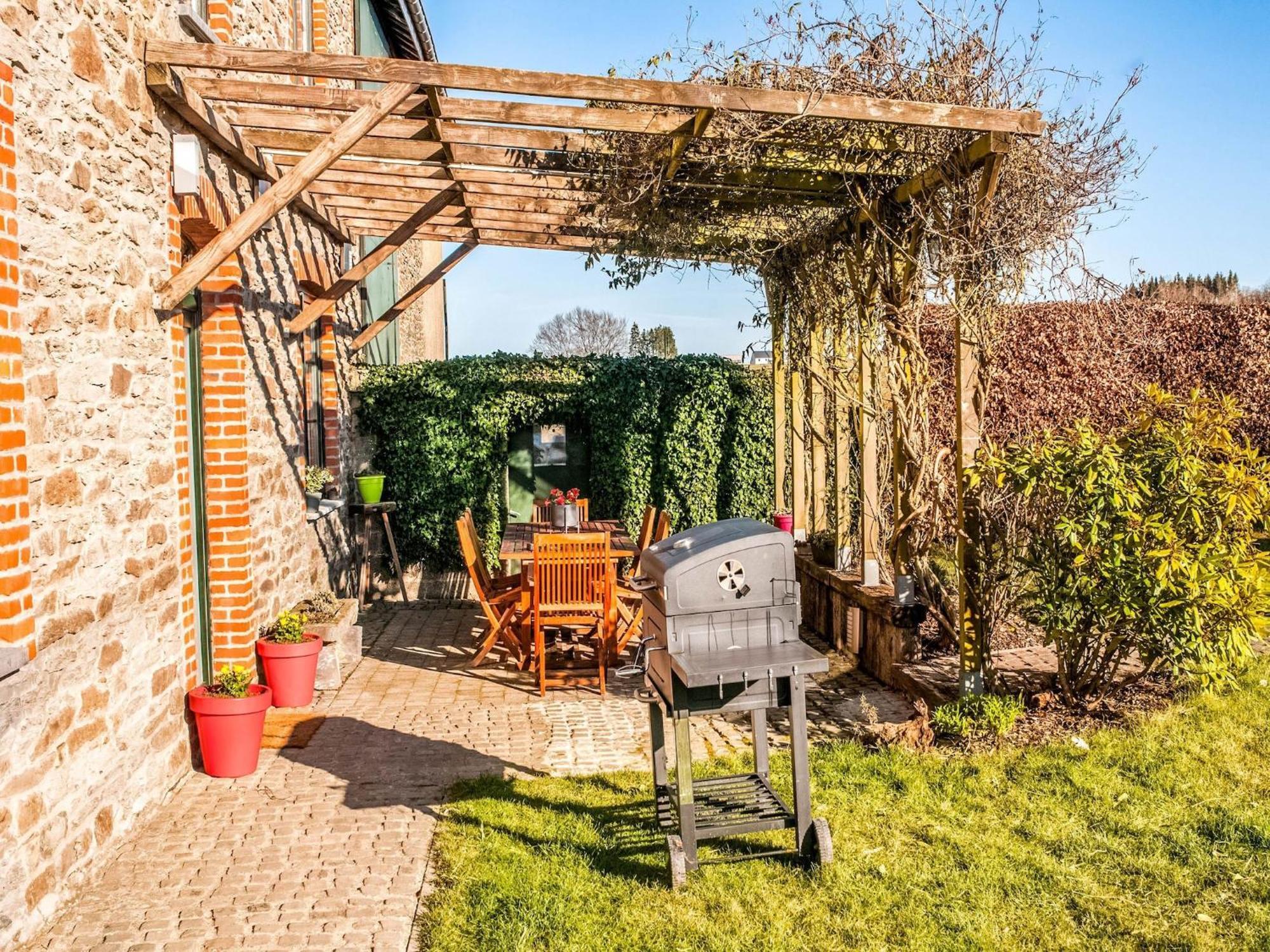 Pretty Farmhouse In Houffalize With Courtyard Bagian luar foto