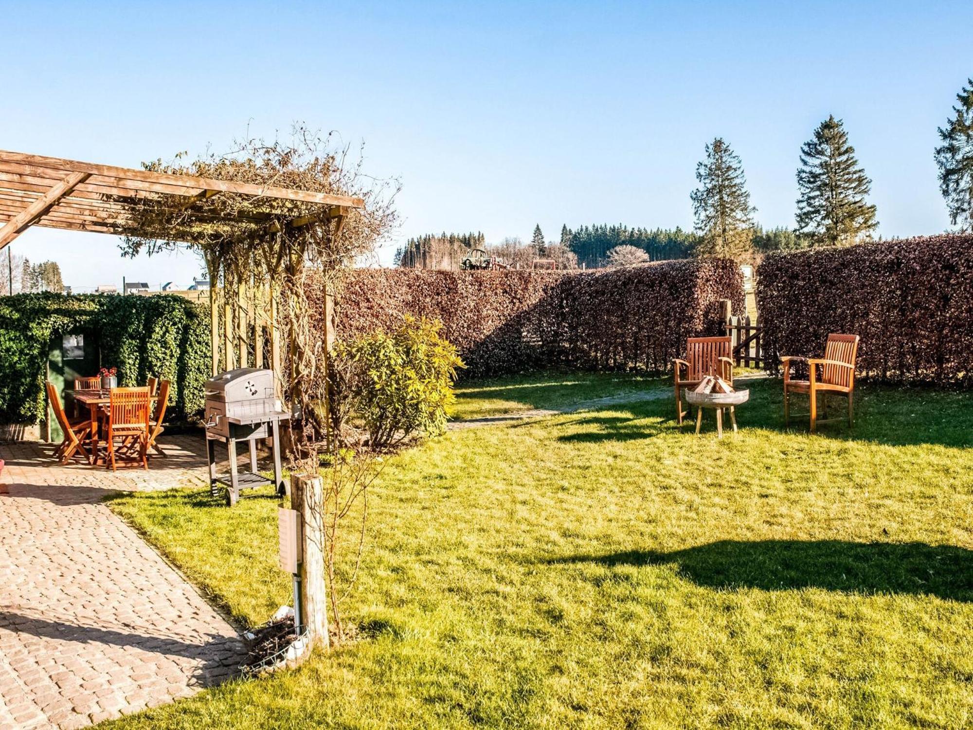 Pretty Farmhouse In Houffalize With Courtyard Bagian luar foto